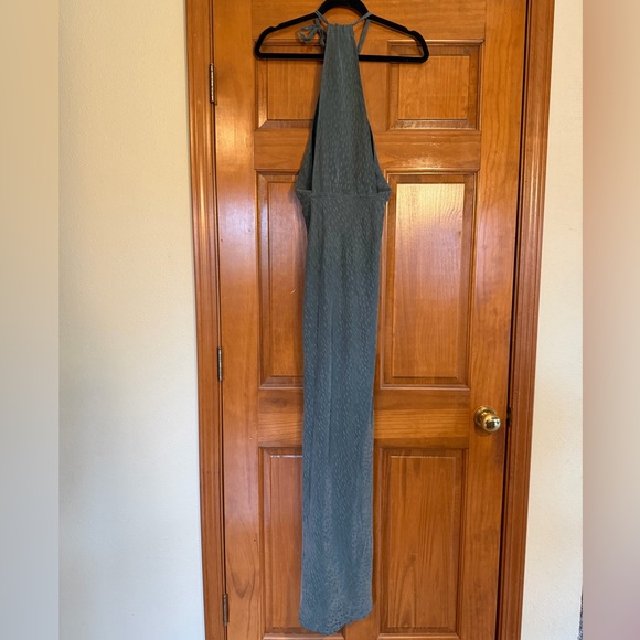 Stone Cold Fox Onyx Gown 1 - Picture 7 of 8